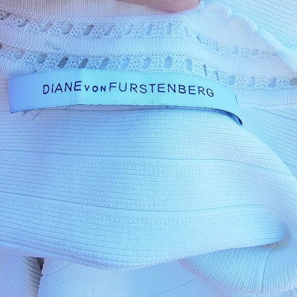 Diane von Furstenberg Perry Dress White Knit Sleeveless Flutter Hem Medium - Picture 6 of 8